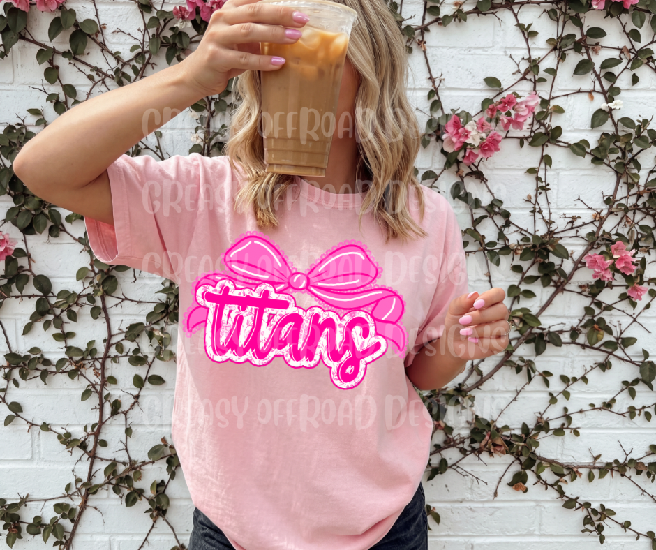 Pink out Titans