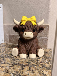 BBW yellow bow highland cow