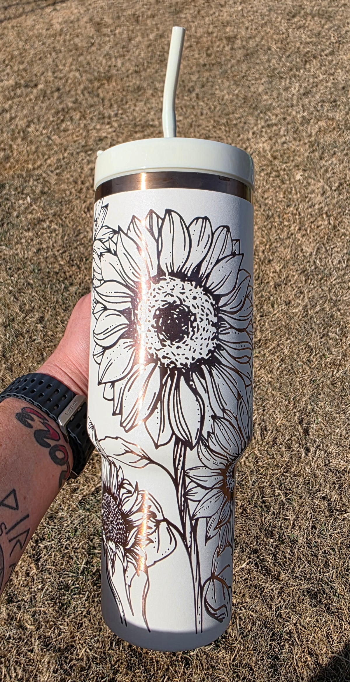 40oz Laser Engraved Cream Sunflower Tumbler